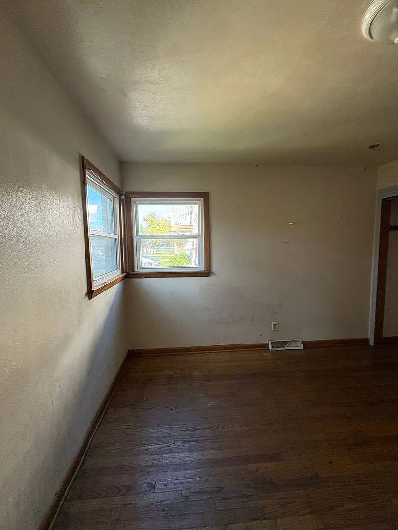 4861 N. 50th St. — Photo 3