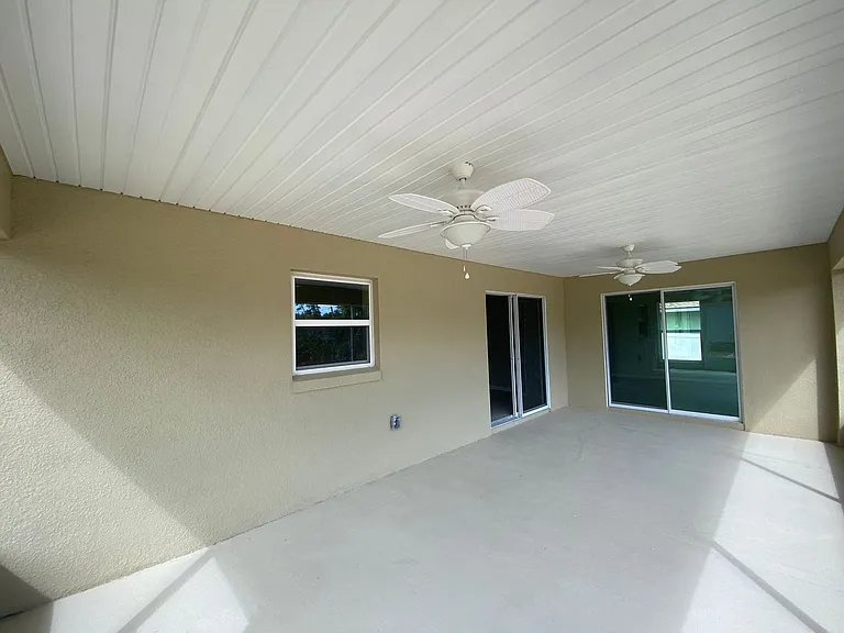 2598 SW 147th Pl — Photo 26
