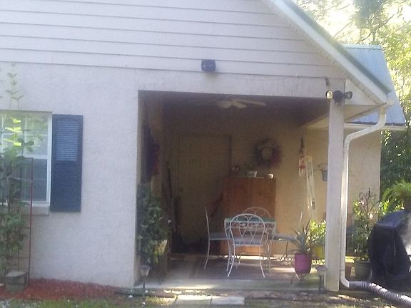 3rd image of 43600 Sunset Dr