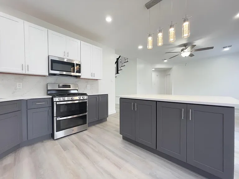 6438 Drake Elm Dr — Photo 9