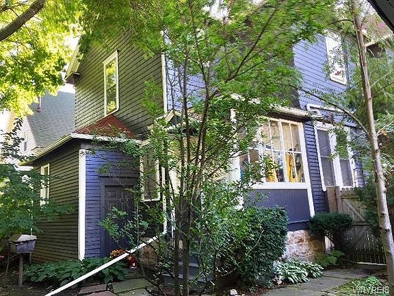 2nd image of 706 Washington Ave