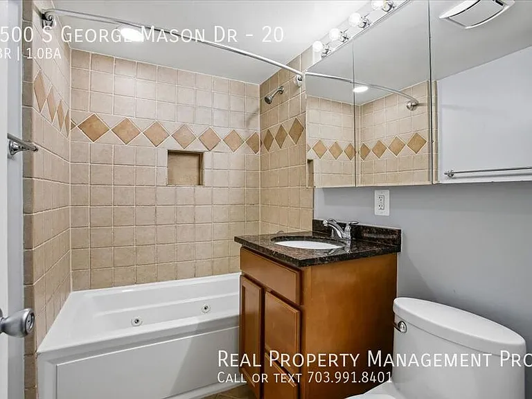 1500 S George Mason Dr #20 — Photo 15