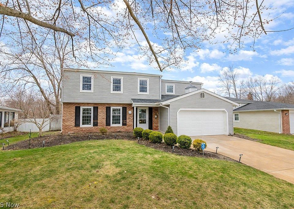 1st image of 28469 Windsor Dr