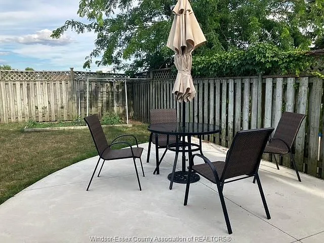 46 Indiana Pl — Photo 7