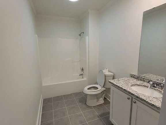 5th image of 1020 Iberia St
