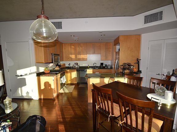 3rd image of 801 Ash St Unit 1301