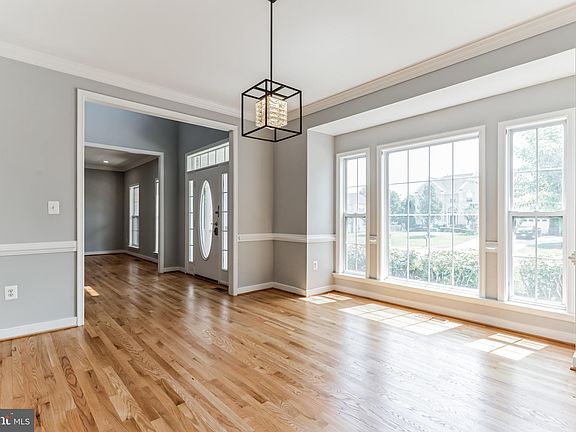 4th image of 13154 Quade Ln