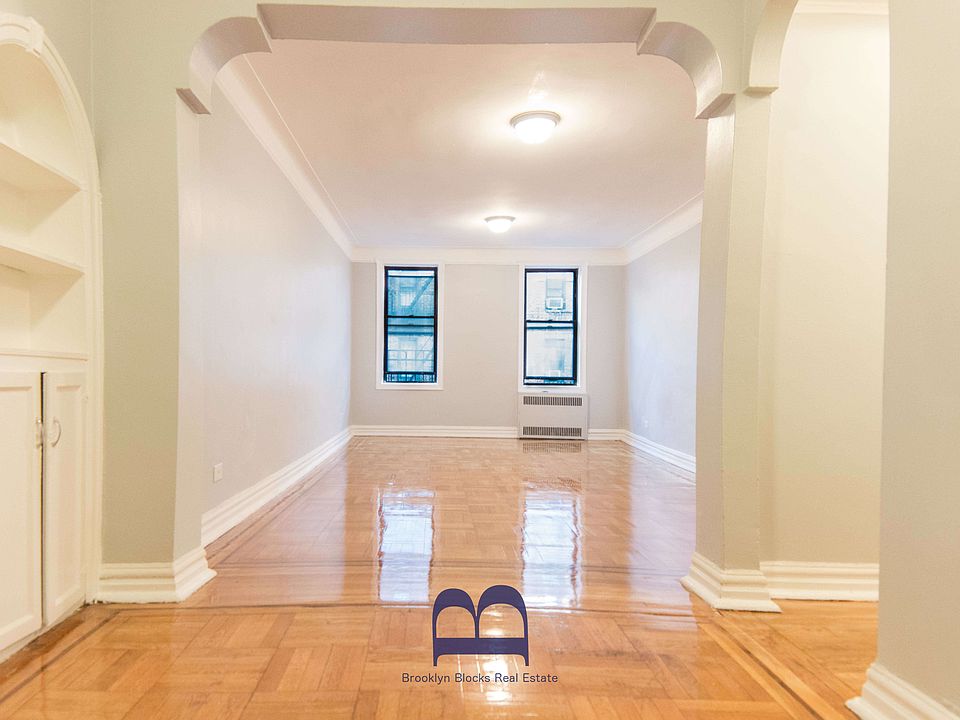 1st image of 200 E 18th St APT 4H