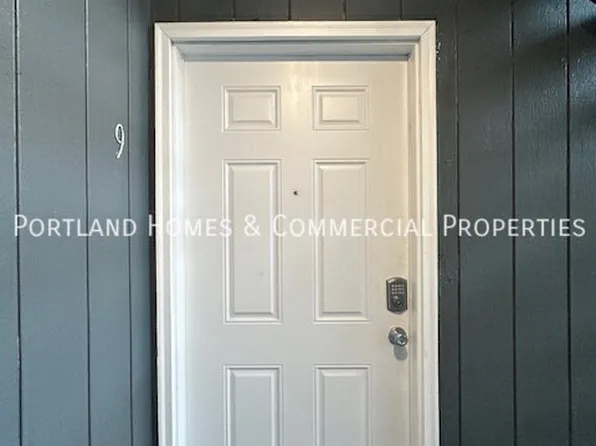 15774 SE Division St Unit 9, Portland, OR 97236