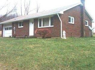 111 Smith Rd, Slippery Rock, PA 16057