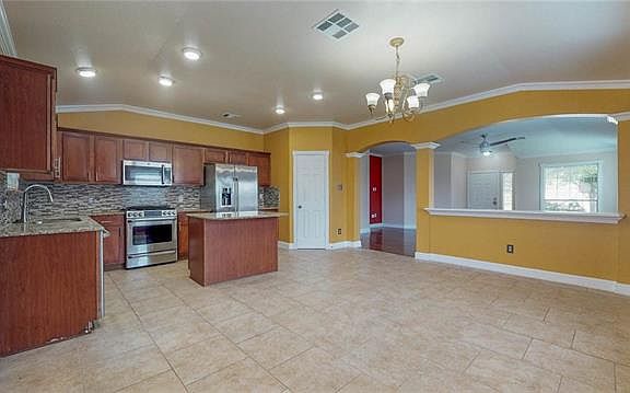 4th image of 14712 English Rose Dr