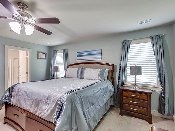3rd image of 17149 Camellia Dr