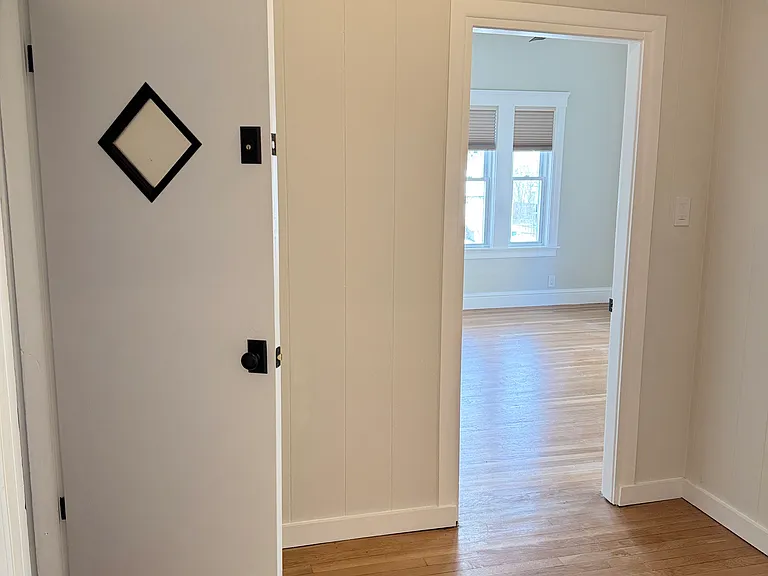 Entry / Hall