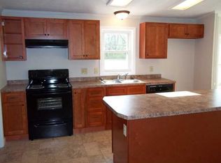 1351 N Knightstown Rd, Shelbyville, IN 46176