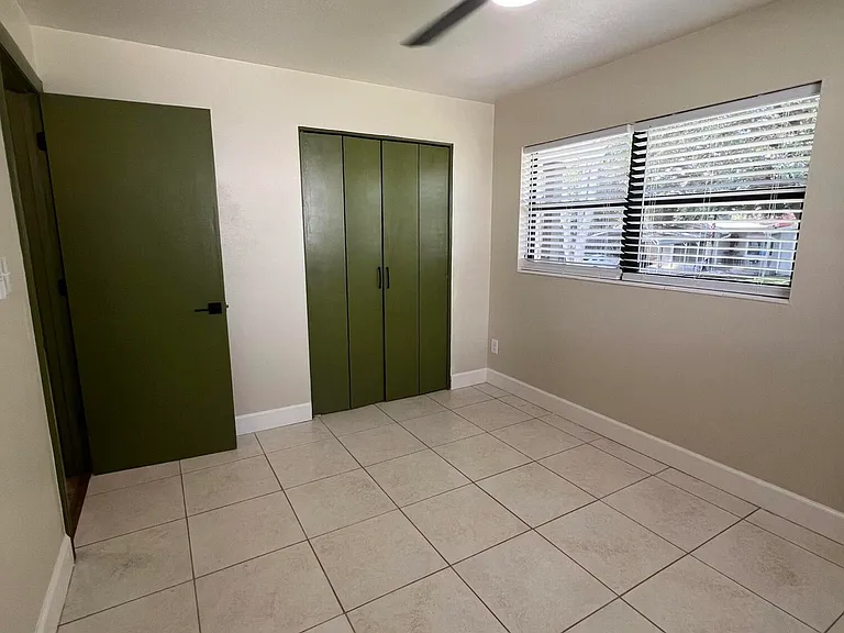 730 Glade Rd — Photo 29