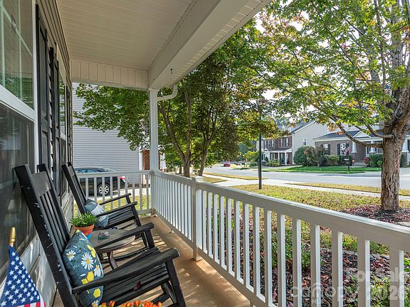 2nd image of 8208 Stourhead Gardens Ln