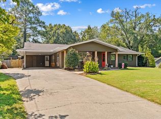 921 Hardwick Cir, Dalton, GA 30720