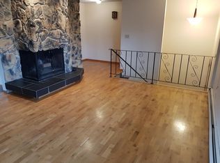 2902 Wesleyan Dr, Anchorage, AK 99508