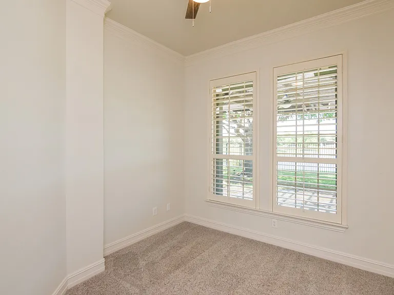 12481 Hollister Dr — Photo 17
