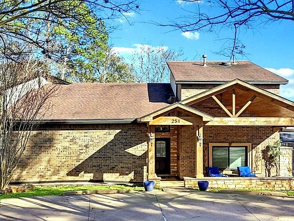 3rd image of 251 Springs Edge Dr