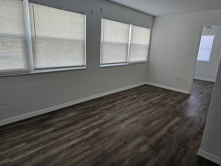 5242 Opal Ln — Photo 4