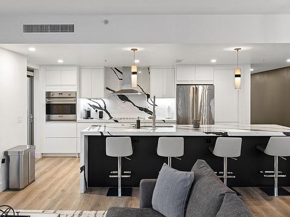 5th image of 1441 9th Ave #2204