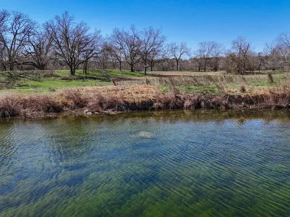 Lost Acres Loop, Blanco, TX 78606