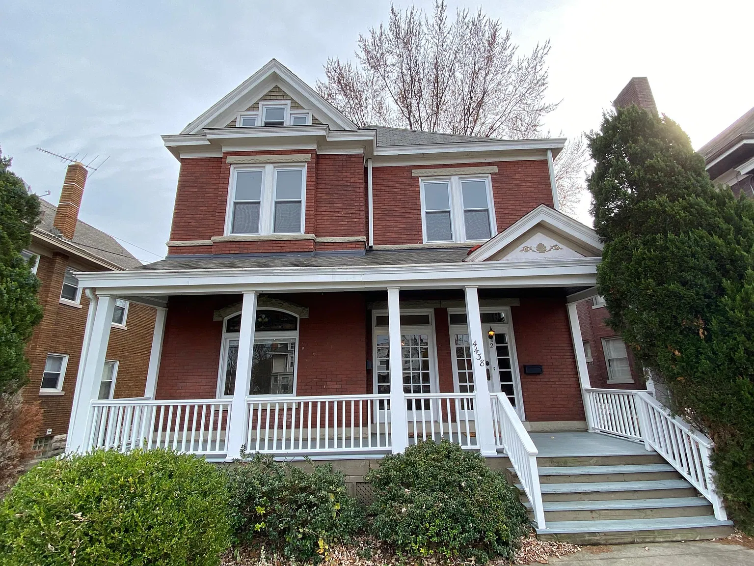 3 bed, 2164 sqft, $1,825 — Photo 1