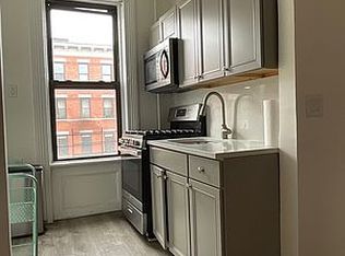 448 3rd Ave #3F, Brooklyn, NY 11215