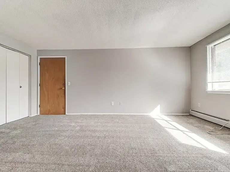 North Dohr Apartments — Photo 20