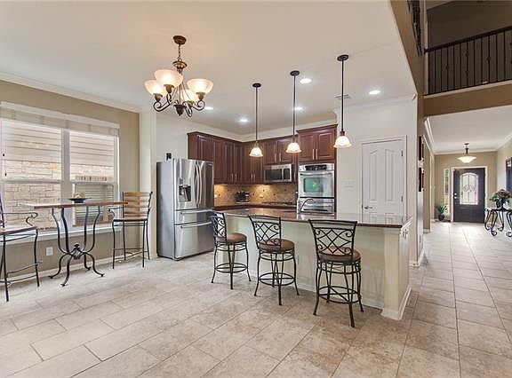 5th image of 7904 Wisteria Valley Dr