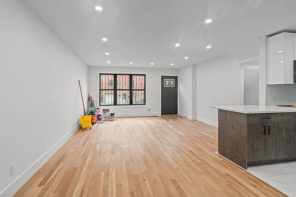 Rented by Corcoran | media 17