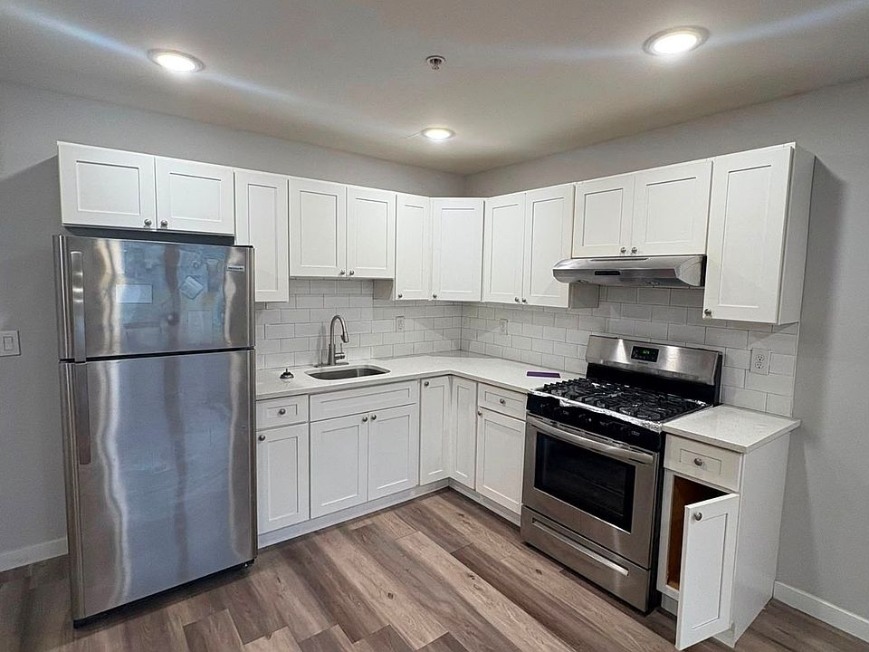 2nd image of 188 Lafayette St #241