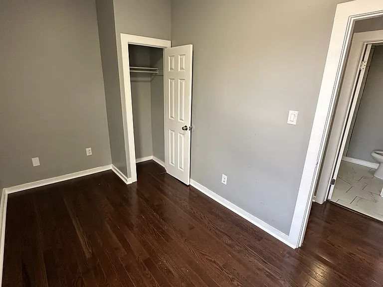 593 Winchester Ave #3L — Photo 7