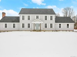 10 Stepney Rd, Easton, CT 06612