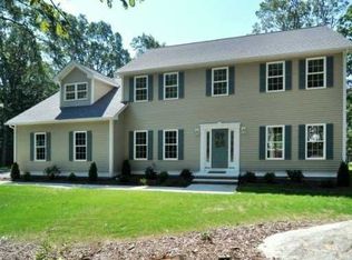 690 Middle Rd, East Greenwich, RI 02818