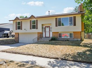 6383 S Lauritzen Dr, Taylorsville, UT 84129