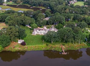 53 Foxboro Rd, Essex, CT 06426