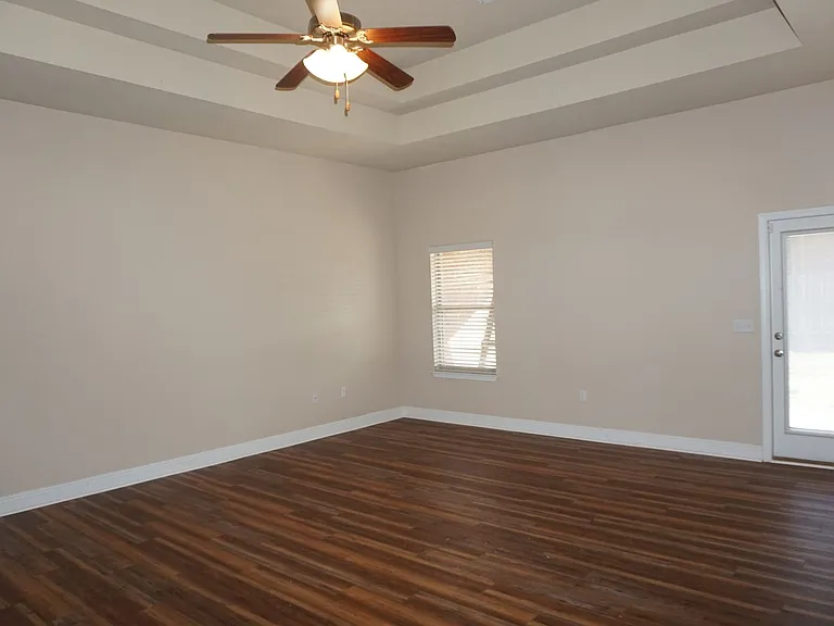 307 Windmill Way — Photo 3