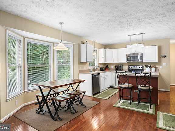4th image of 6414 Sugar Maple Ct