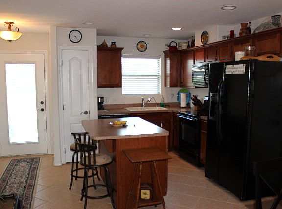 3rd image of 51 Augusta Dr