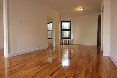 Rented by HOLTON REAL ESTATE INC.