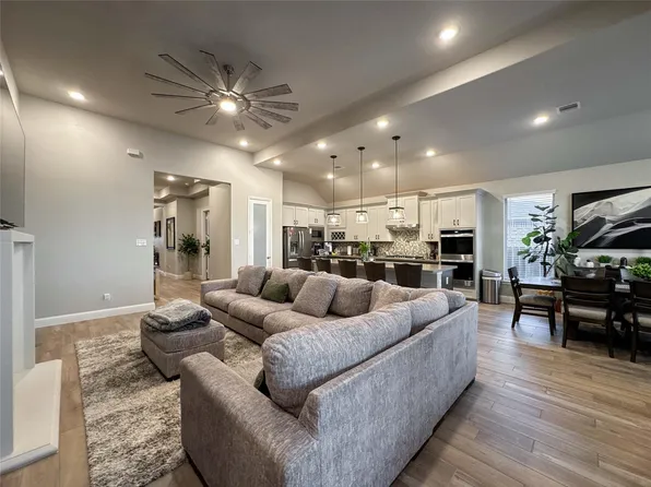 4710 Cedar Sage Dr, Baytown, TX 77521