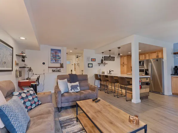 152 Viewpoint Rd #125, Mammoth Lakes, CA 93546