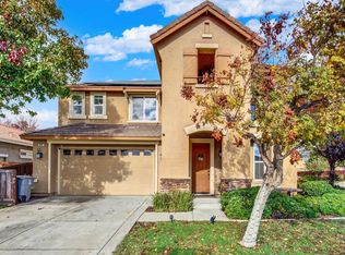 900 Lancaster St, Vacaville, CA 95687