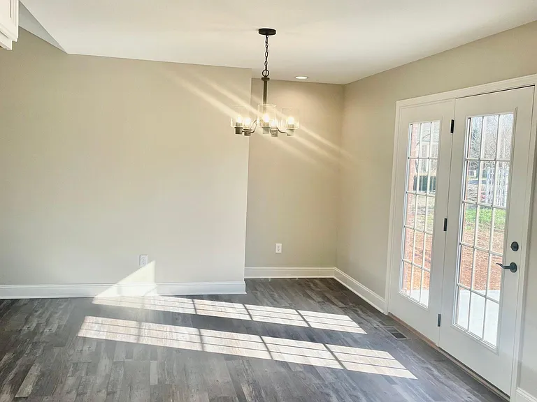 2242 Bryson Ct — Photo 9