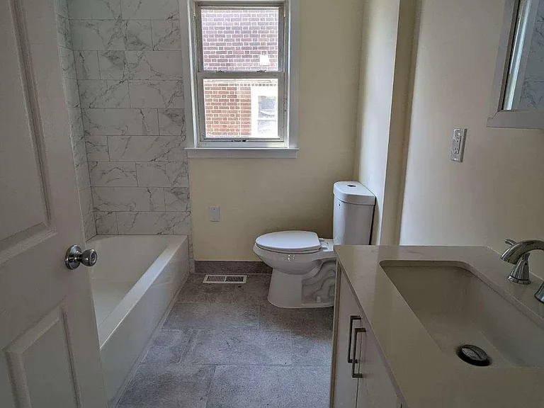2053 Tyler St #1 — Photo 9
