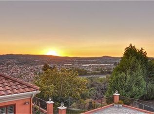 25141 Rockridge Rd, Laguna Hills, CA 92653