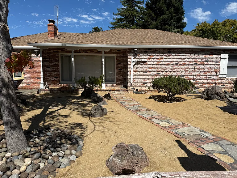 Charming single-story, 4-bedroom 2.5-bath house located on a quiet cul-de-sac in the peaceful Barron Park neighborhood of Palo Alto. Landscaped front yard and covered porch welcomes you to this charming home.