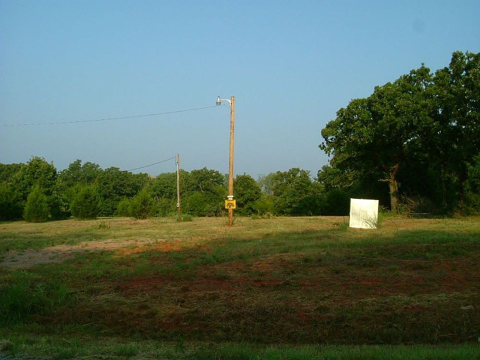 2nd image of 20768 Walker Rd